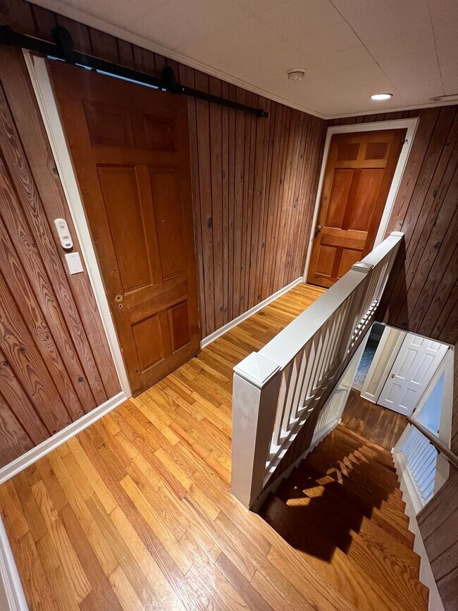 Building Photo - 453 Scott St