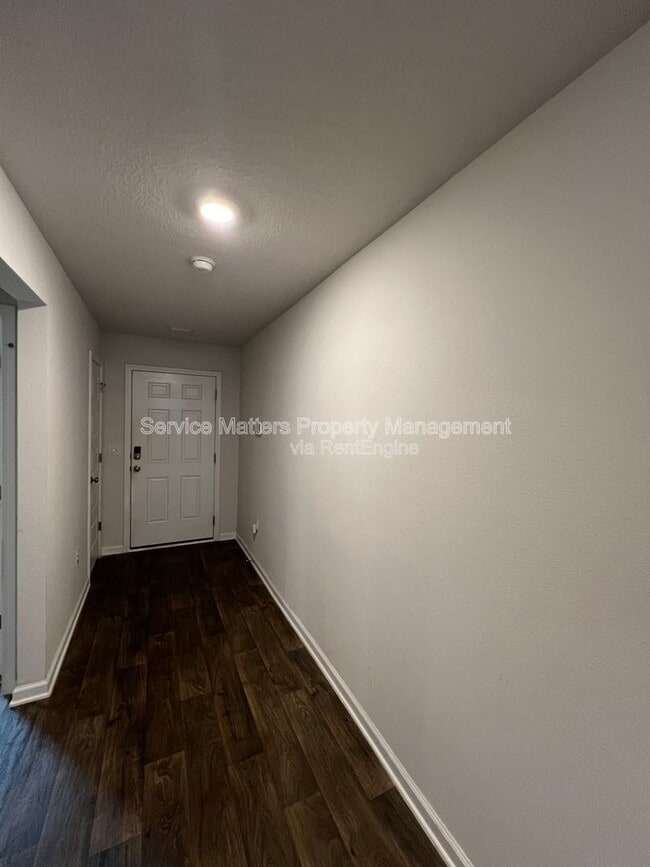 Building Photo - 5740 Guinevere Ln