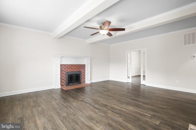 Building Photo - 6337 Louisianna Rd