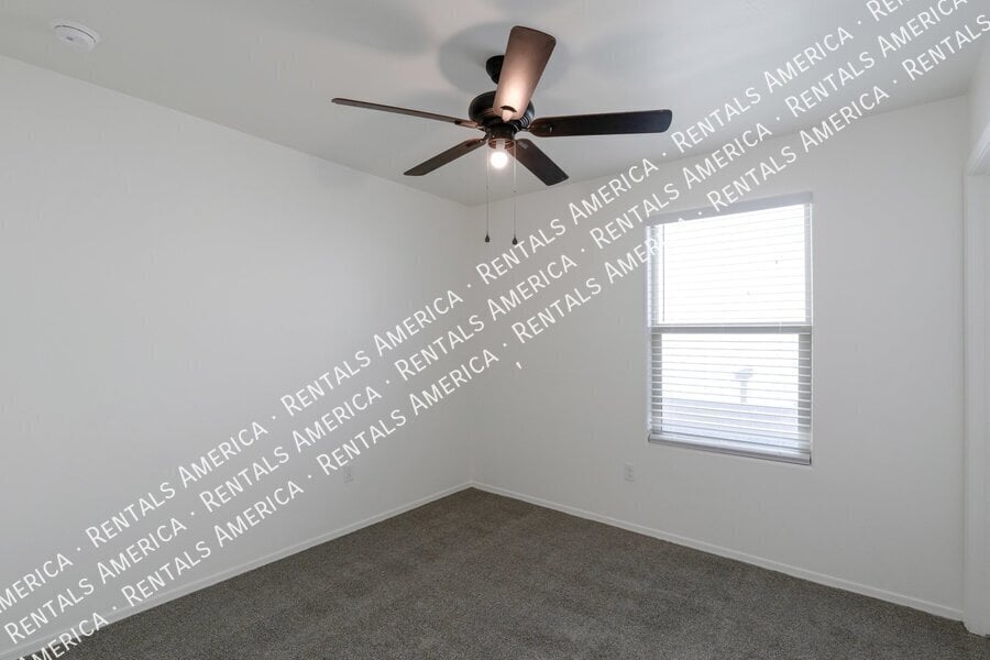 Building Photo - 8755 E Stone Meadow Cir