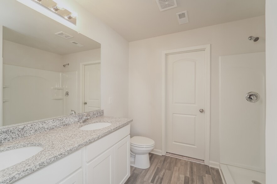 Building Photo - 671 Farmstead Trail