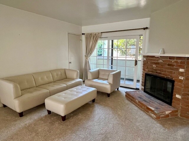 Building Photo - 1317 Stanford St