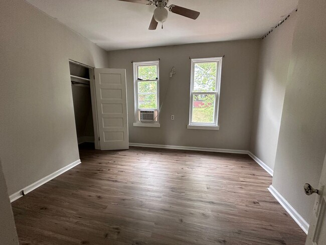 Building Photo - Charming 2-Bedroom Home in Ambridge – Convenient Location!
