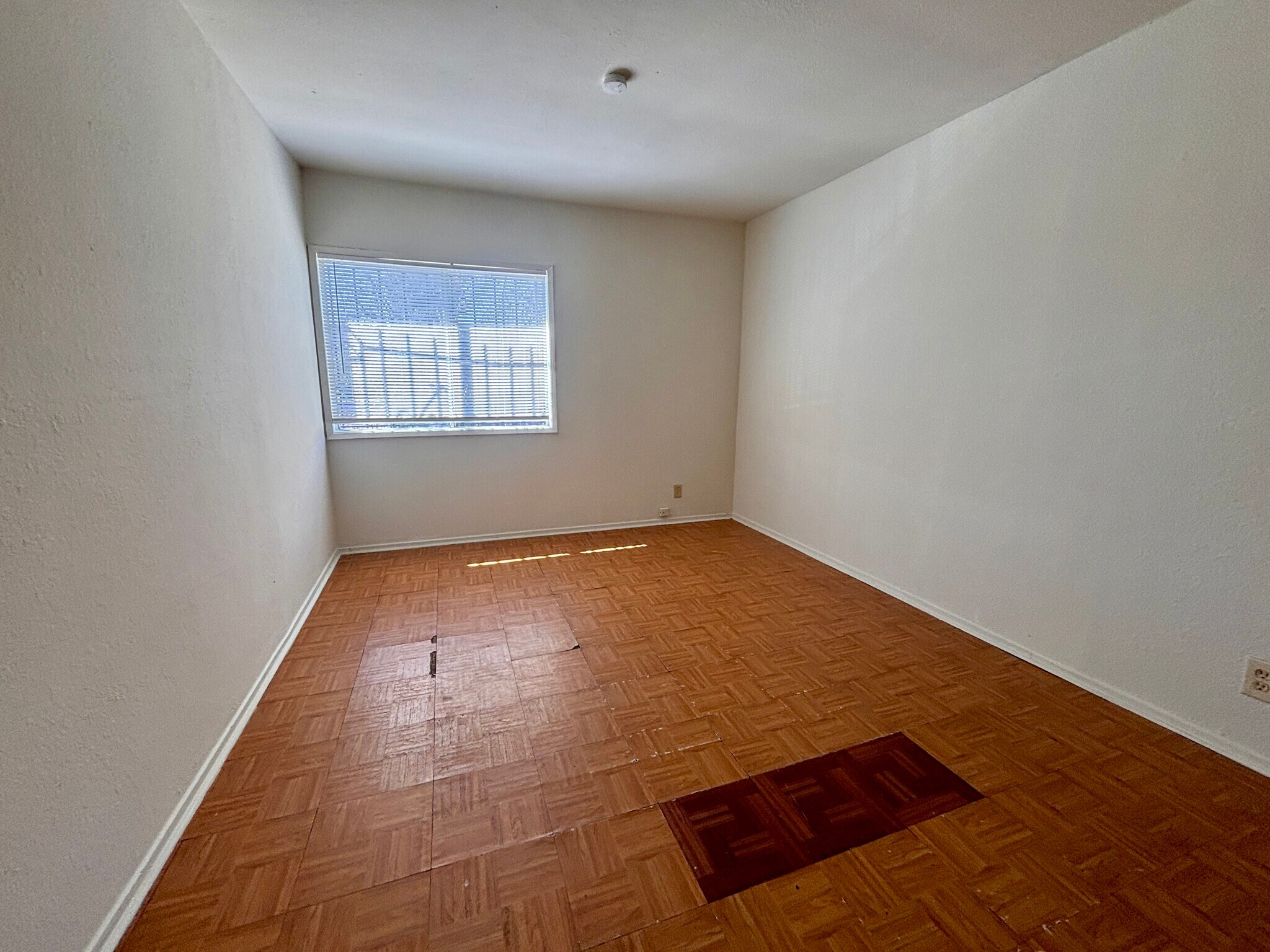 Building Photo - 8522 MacArthur Blvd