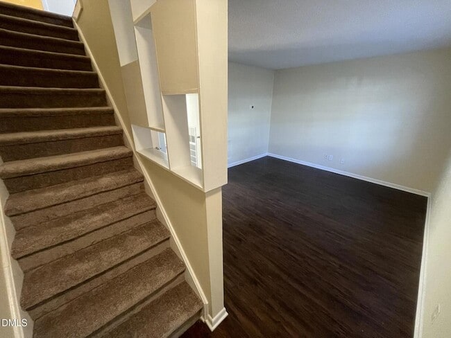 Building Photo - 120 Byrum St