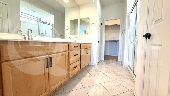 Building Photo - 5655 N 88th Ln