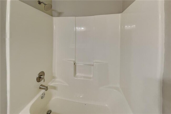 Building Photo - 3468 Erin Glen NW