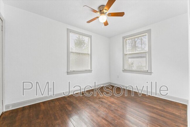 Building Photo - 3694 Grandy Ave