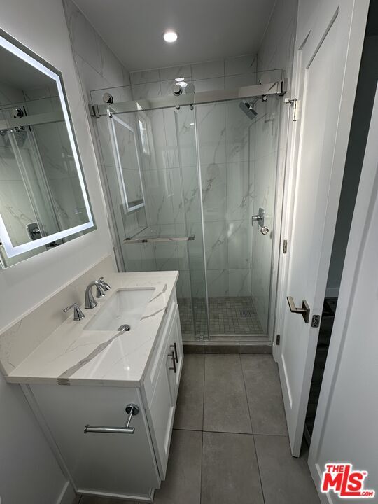 Building Photo - 8360 Blackburn Ave