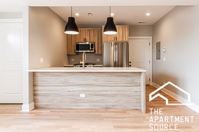 Building Photo - 2457 W Logan Blvd