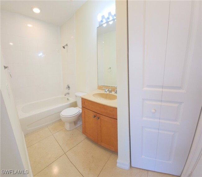 Building Photo - 4420 Bonita Beach Walk Dr