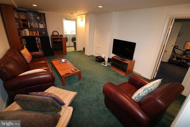 Building Photo - 6113 Dunleer Ct