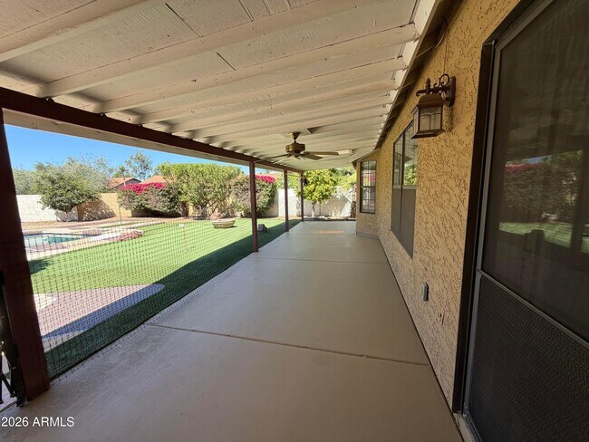 Building Photo - 15028 N 48th Way