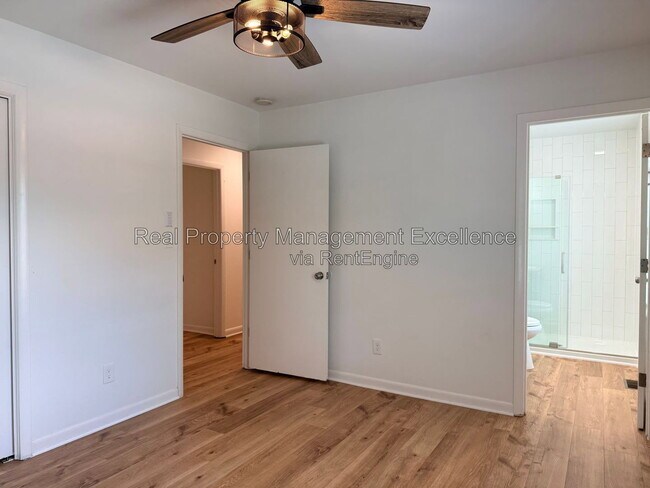 Building Photo - 108 Hassell Ct