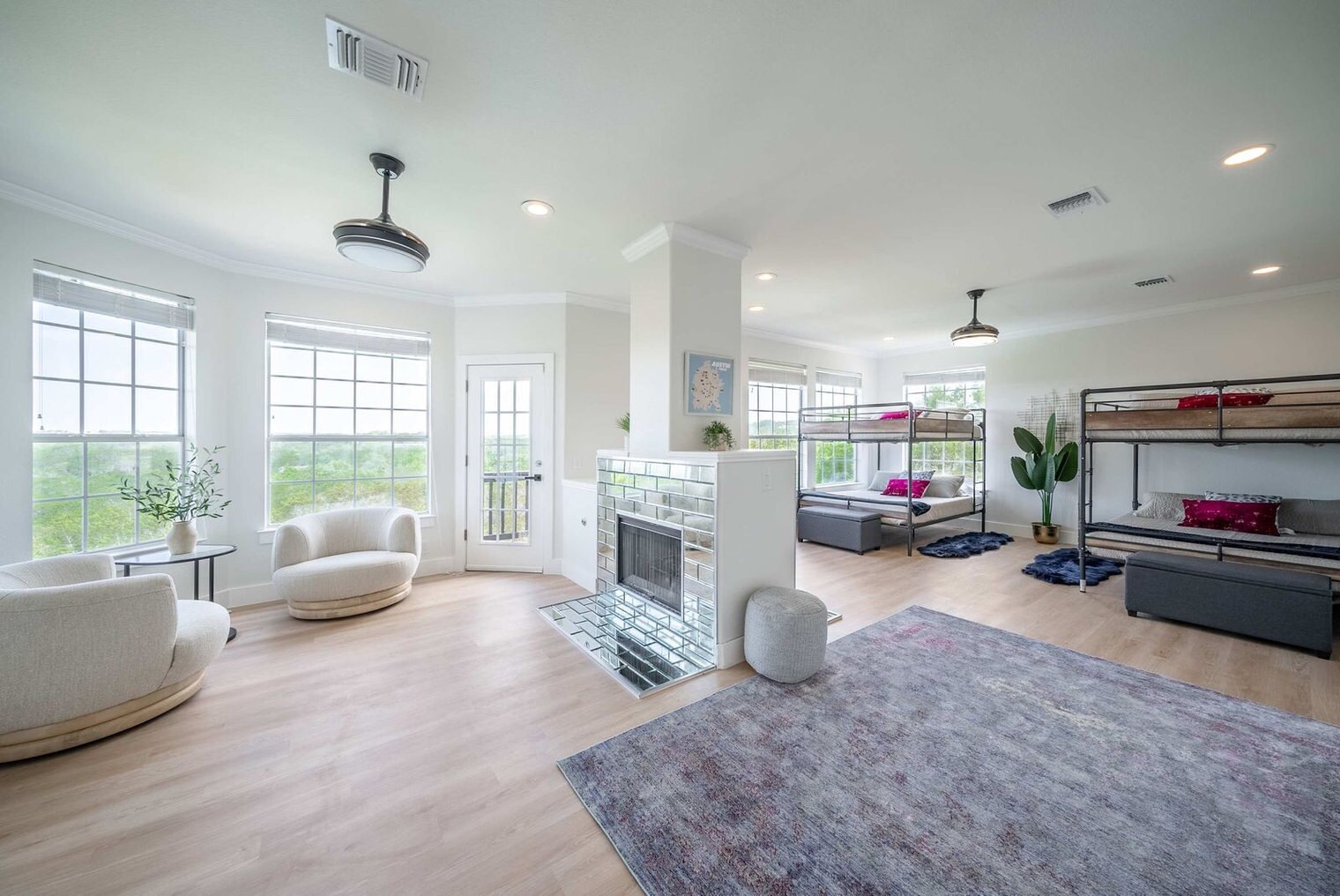 Building Photo - 8902 Feather Hill Rd