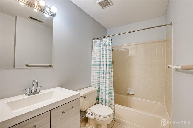 Building Photo - 5319 Ravens Crest Dr