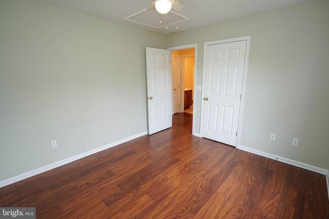 Building Photo - 1331 Aspen Dr