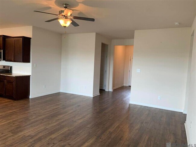 Building Photo - 17609 Eagles Perch Dr