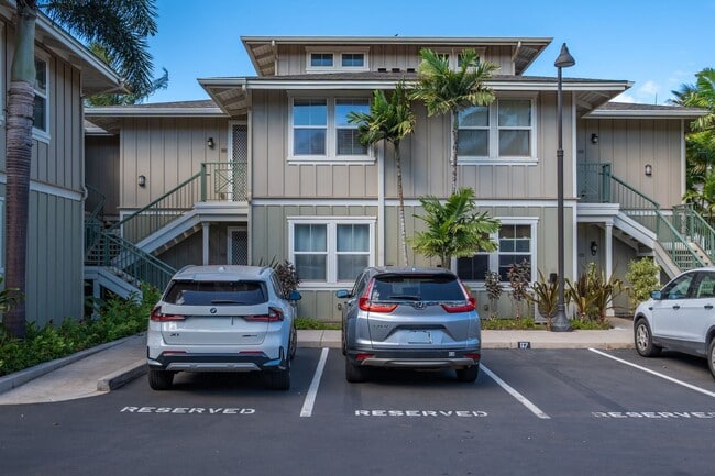 Building Photo - Beautiful Fully Furnished, 3 Bed/2 Bath Kai Ani Village Townhome