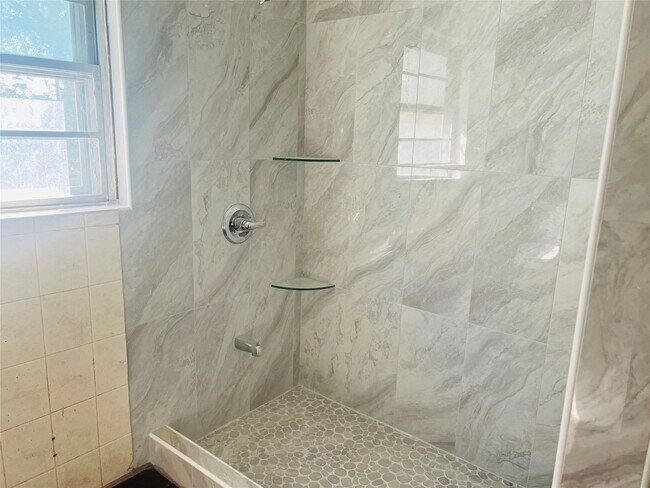 Building Photo - 7328 Bauman Rd