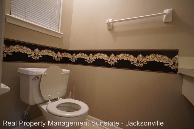 Building Photo - 2 br, 1.5 bath House - 4215 Polo Court