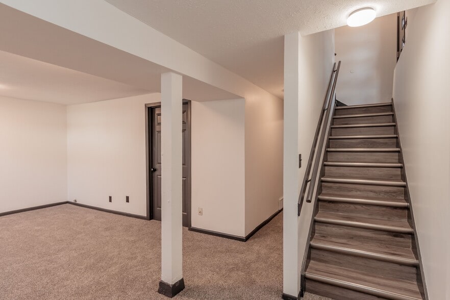 Building Photo - 2901 R St