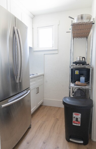 Building Photo - 312 La France Ave