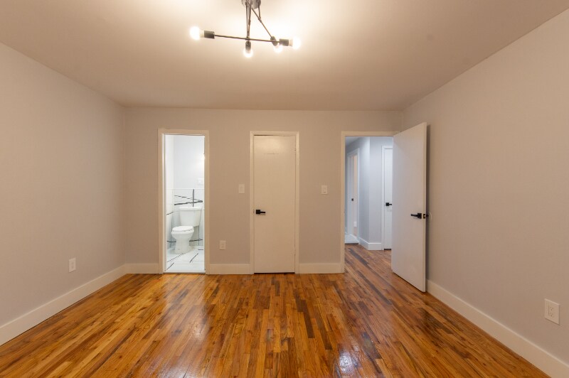 Building Photo - 1903 Country Ln