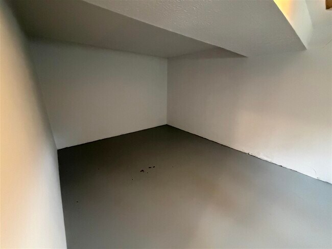 Building Photo - 2600 Northern Rd