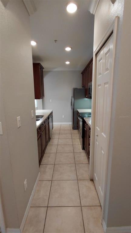 Building Photo - 11564 Mizzon Dr