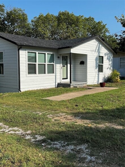 Building Photo - 3612 Earle Dr