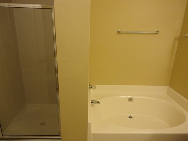 Building Photo - 903 Plumeria Dr