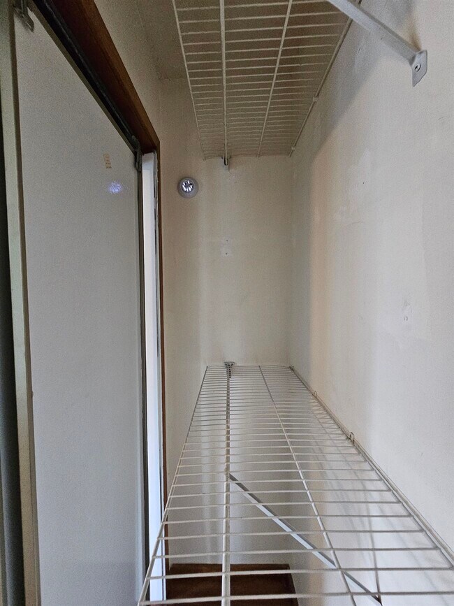 Building Photo - 4489 Little River Inn Ln