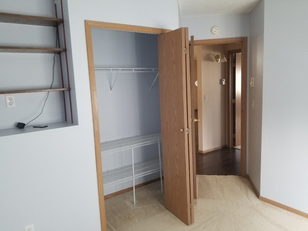 Building Photo - 1829 13th St E