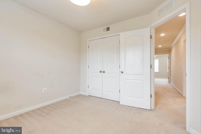 Building Photo - 7048 Foxton Way
