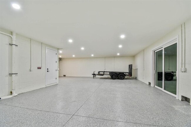 Building Photo - 3 Treasure Ln