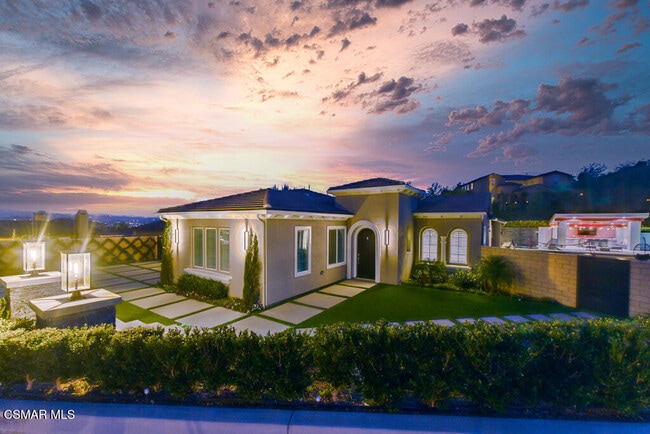 Building Photo - 6981 Shadow Wood Dr