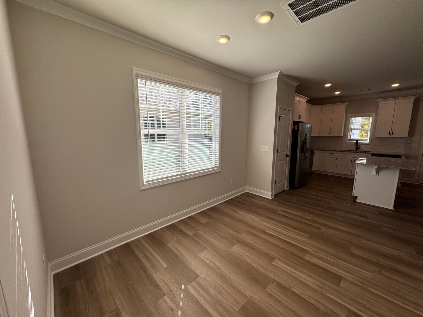 Building Photo - 49 Goldenrod Lp