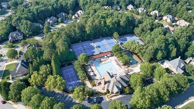 Building Photo - 870 Longstone Landing