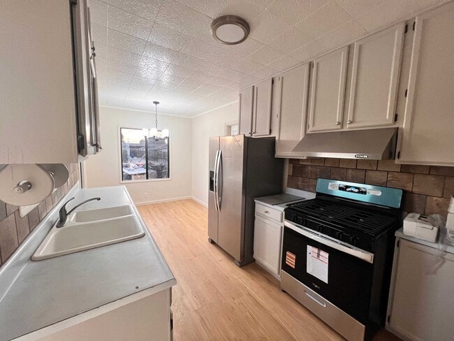 Building Photo - 26786 Clarkford St