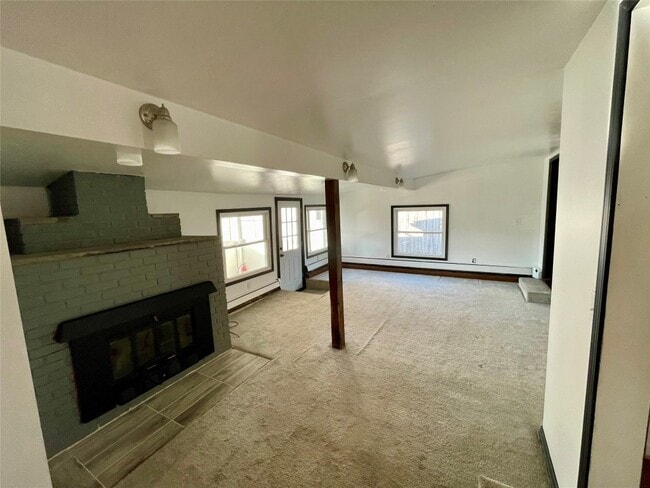 Building Photo - 705 N McKinley Ave