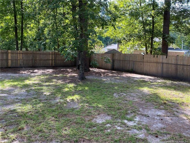 Building Photo - 1212 Butterwood Cir