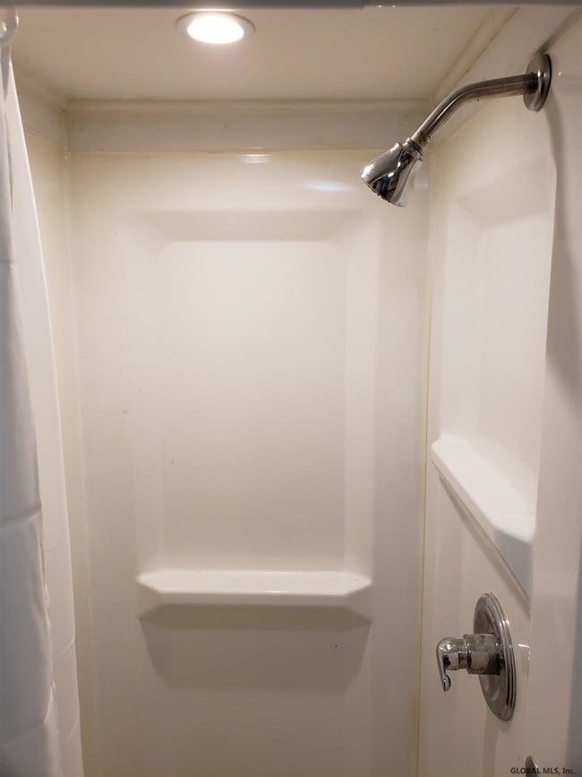 Building Photo - 718 East St