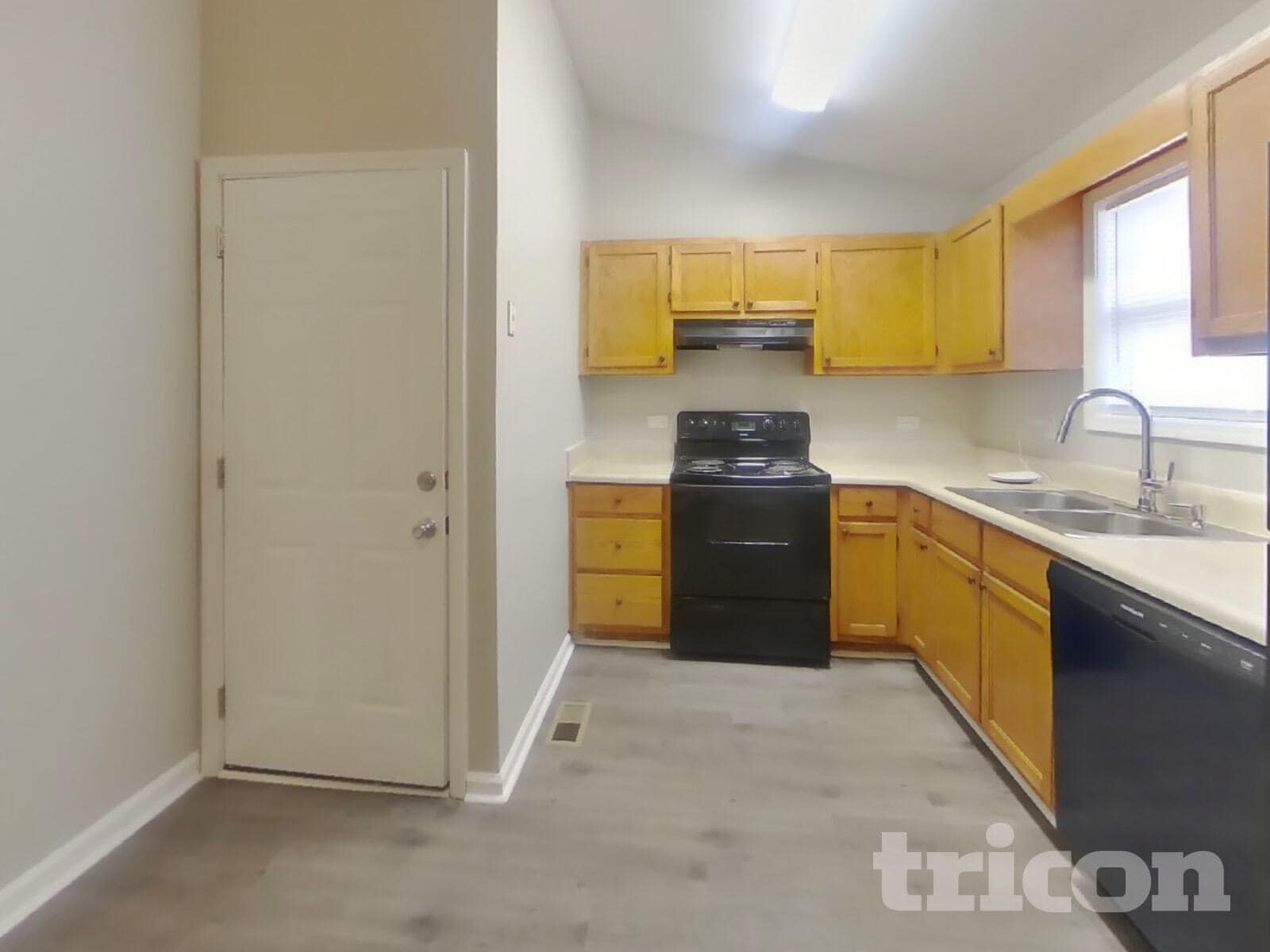 Building Photo - 125 Kennedy Dr