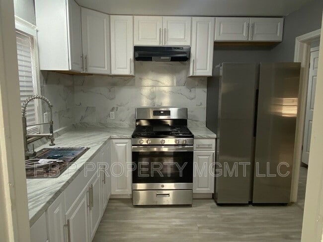 Building Photo - 19480 Huntington Rd