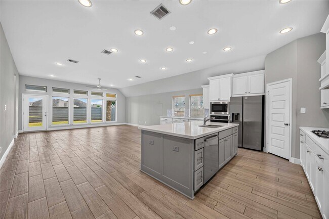 Building Photo - 4333 Arbor Crest Ln