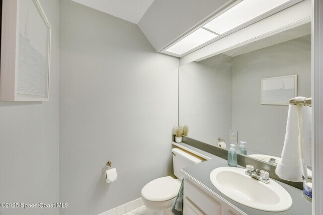 Building Photo - 3319 Kirkland Rd NE