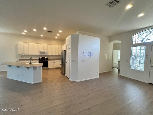 Building Photo - 8003 W Clara Ln