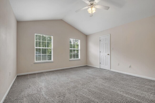 Building Photo - 8313 Elan Dr