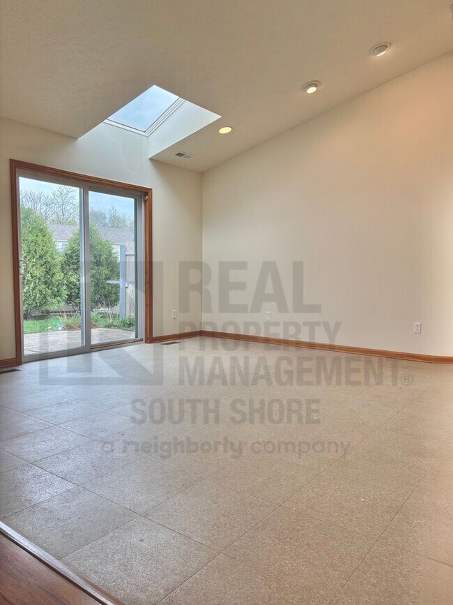 Building Photo - Energy-Efficient 3 Bed / 2 Bath Home with Solar + 2-Car Garage